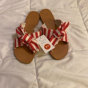 NWT Knotted Bow Slide Sandals